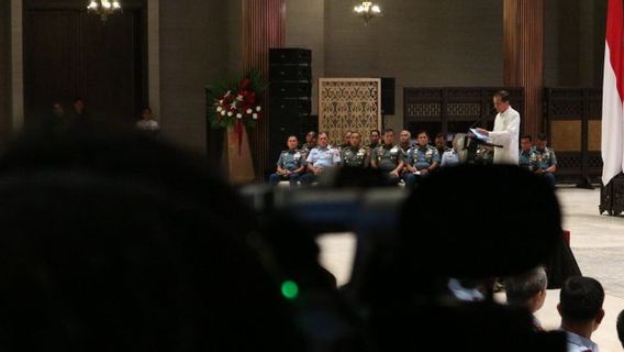 Kabinetnya Tinggal 1,5 Bulan, Jokowi Anggap Penting Adanya Mensos Definitif