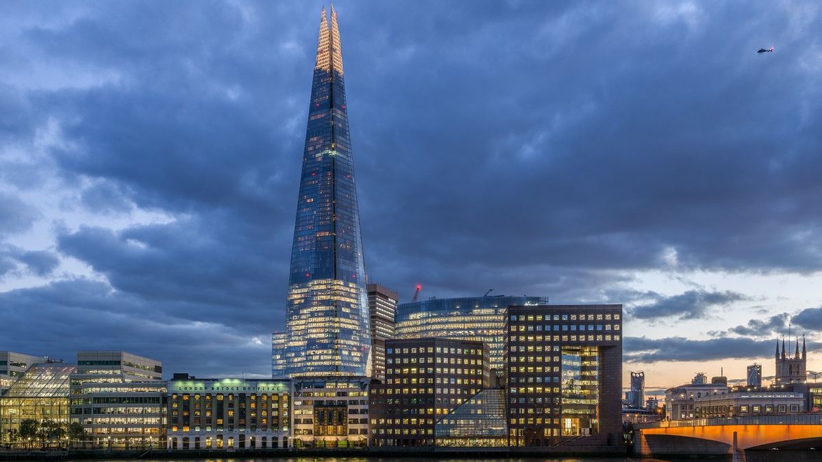 Panjat Gedung Pencakar Langit The Shard London, Pria Ini Diamankan Polisi Metropolitan