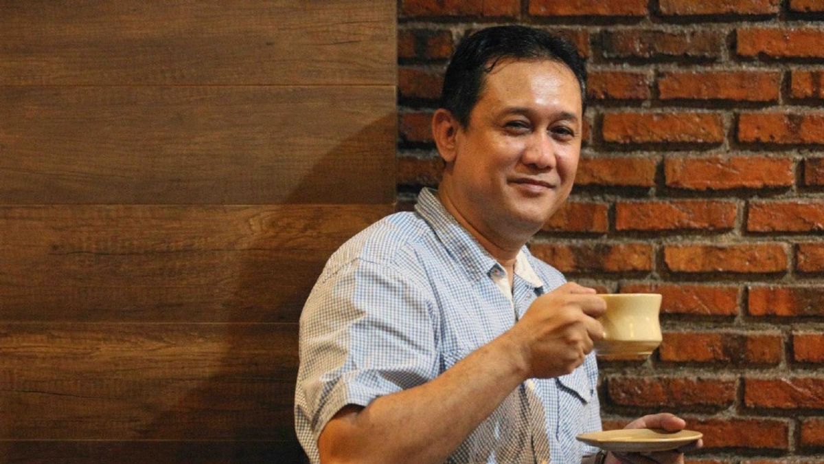 Philippine Dictator's Son Becomes President, Denny Siregar: So Don't Get Tired Of Using Social Media For Political Education