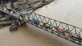 TNI Commander Explains the Progress of Bridge Construction in Aceh-Sumatera