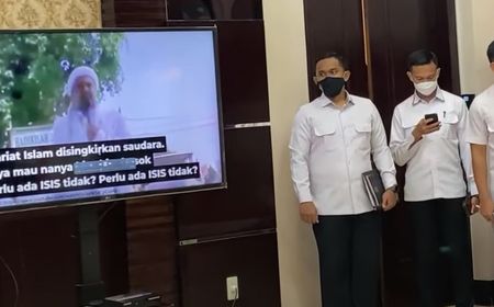 Aktivitas FPI Dilarang, Pemerintah Putar Video Rizieq Dukung ISIS dan Baiat Massal di Makassar