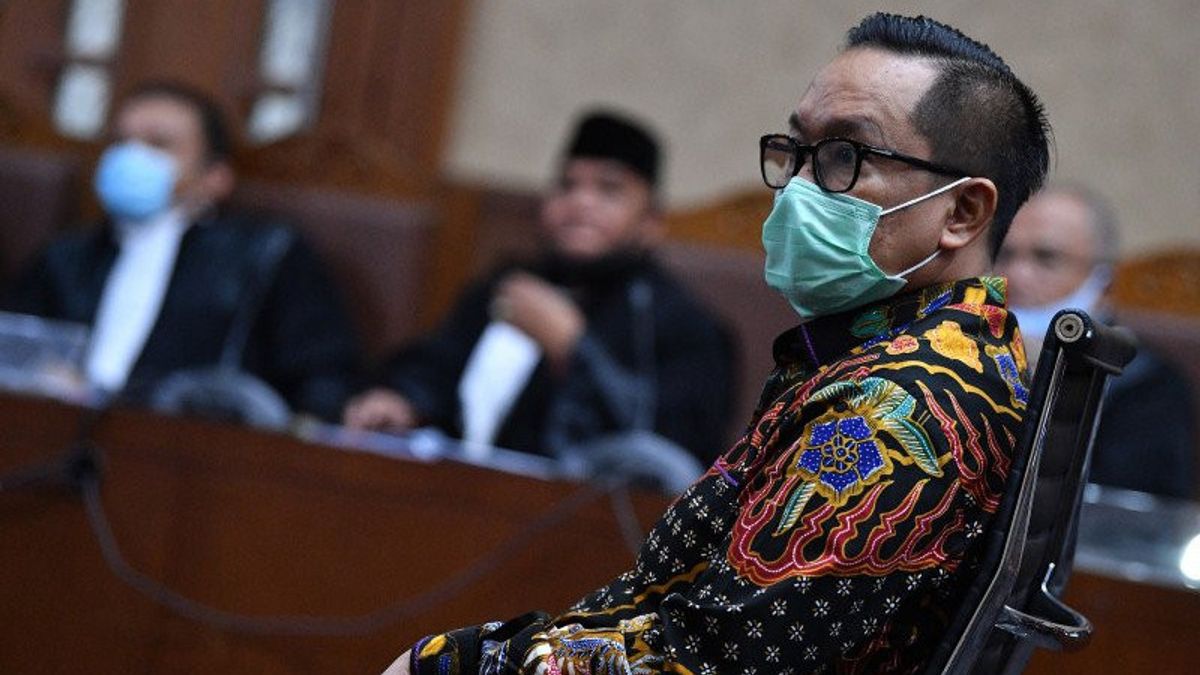 Kasus Suap <i>Red Notice</i> Joko Tjandra, Brigjen Prasetijo Dituntut 2,5 Tahun Penjara 