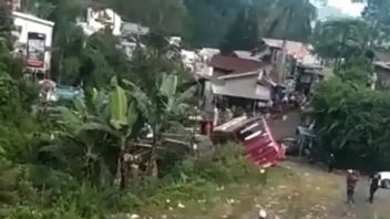 Polisi Duga Penyebab Kecelakaan Bus Pariwisata Terguling di Guci Tegal Akibat Lokasi Parkir yang Turun