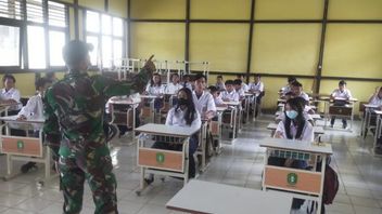 Karena Prajurit TNI di Perbatasan Harus Bisa Jadi Guru Bahasa Inggris