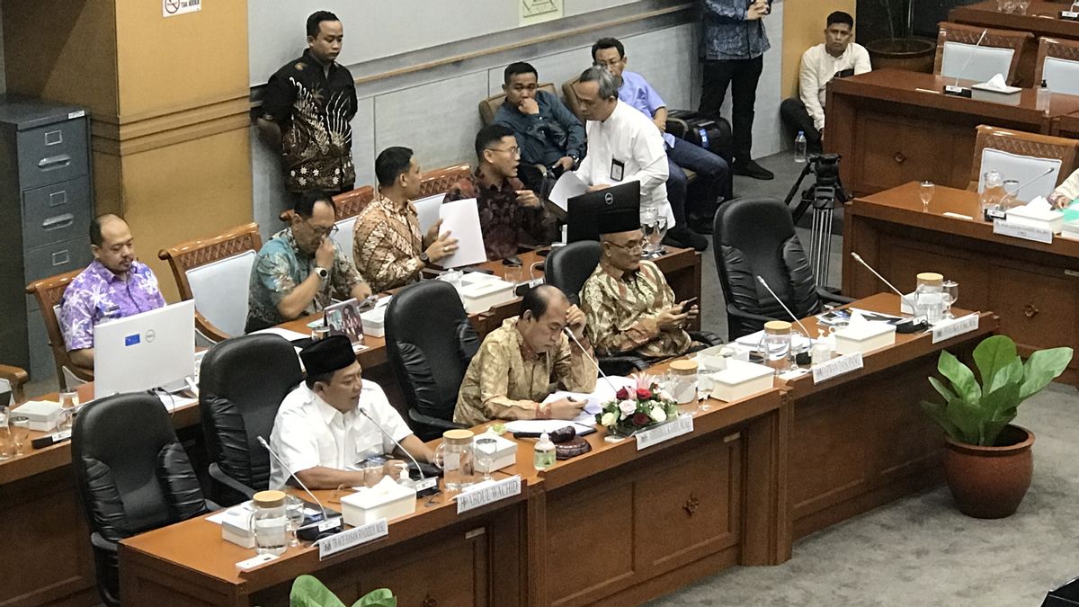 Le législateur de Gerindra : Ironiquement, le ministre des Affaires religieuses ne reçoit pas d'avion retour en Indonésie