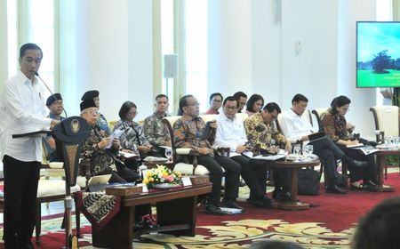 Presiden Jokowi Perintahkan Kementerian/Lembaga Fokus Tangani Virus Corona