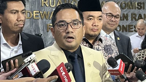 Komisi II Minta Kemendagri Tunjuk Penjabat Kepala Daerah Terbaik di Wilayah Kotak Kosong Menang