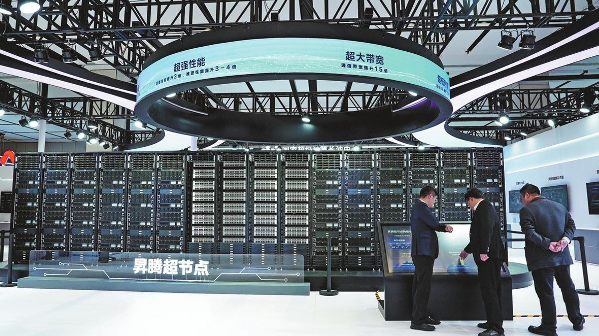 中国と米国はAIで激しく競争し、経済学者は協力を促す