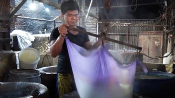 Pengrajin Tempe-Tahu Makassar Keluhkan Harga Kedelai Naik Drastis di Tengah Pandemi