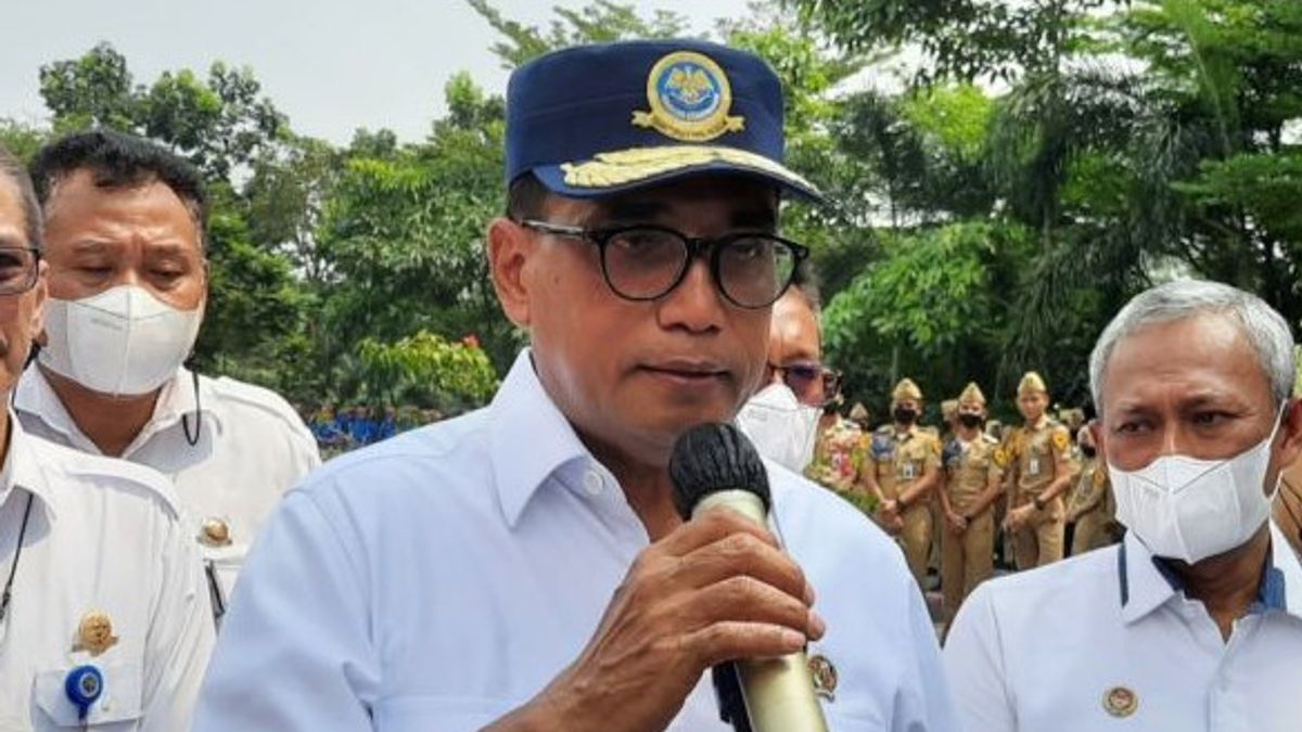 交通部长Budi Karya：Merak港口码头的汽车安全成为ASDP的宝贵教训