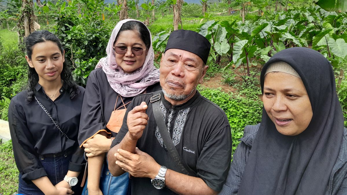 Cerita Haru Pemeran Mang Odjo dalam Tukang Bubur Naik Haji Diberangkatkan Umroh Nani Wijaya