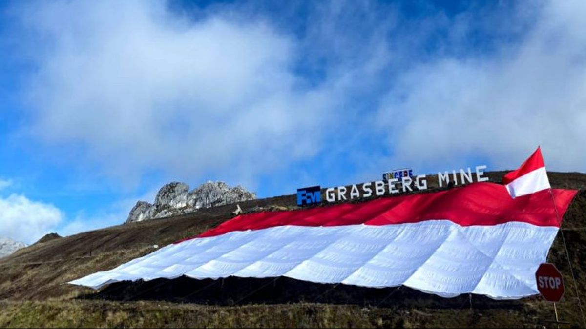 PT Freeport Indonesia Pecahkan Rekor Dunia Guinness World Records dengan Pembentangan Bendera Merah Putih Terbesar