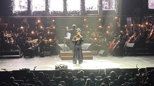 Barsena Bestandhi Panjatkan Doa untuk Korban Bencana Sumatera dengan Iringan <i>Ruang Baru</i>