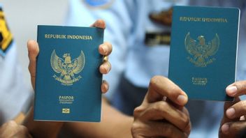 Batam Immigration Issues 8,401 Passports For Two Months
