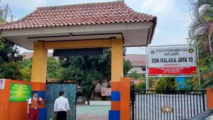 Naik Honda CRV Hitam, Kepala Sekolah SDN 10 Malaka Jaya Dipanggil Inspektorat DKI Soal Pemotongan Upah Guru Honorer