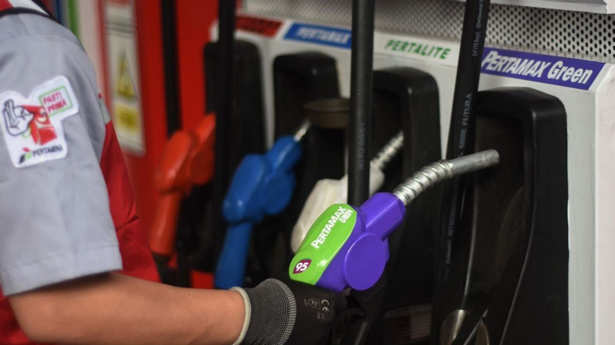 Harga Pertamax Cs di Bengkulu Turun jadi Rp13.550 per Liter