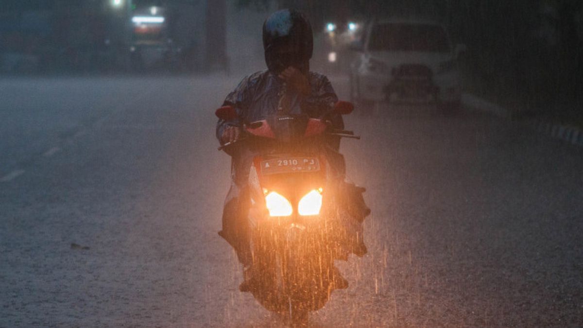 BMKG Peringati Jakarta Masuk Level Siaga Banjir, Begini Antisipasi Pemprov