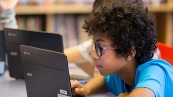 طريقة سهلة للمعلمين والطلاب للانضمام إلى الفصول الدراسية عبر الإنترنت من خلال الفصول الدراسية Google