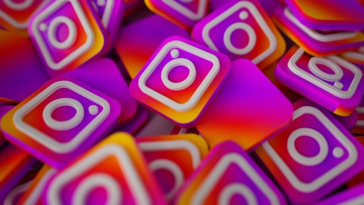 Instagramがフリップサイド機能を起動し、これが説明とそれがどのように機能するかです