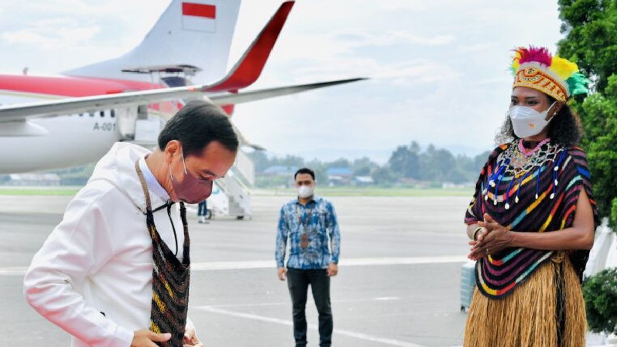 Jokowi Veille à Ce Que Les Vaccinations Soient Maintenues De Sabang à Merauke