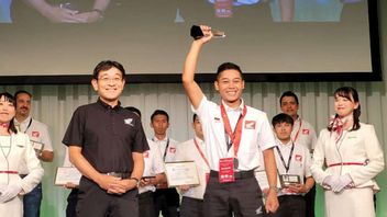 印尼本田摩托车技术队输给7个国家的12名决赛入围者,成为世界上最好的