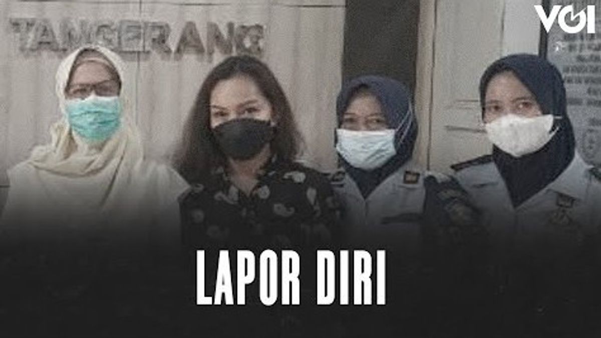 VIDEO: Usai Bebas Bersyarat, Eks Jaksa Pinangki Lapor Diri ke Bapas Jaksel