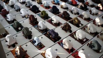 New Cases Of COVID-19 Keep Recording, Muhammadiyah Doesn't Recommend Eid Prayers In Fields-Mosques