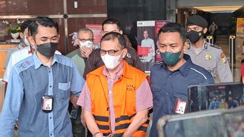 KPK透露前Walkot Cimahi Ajay M. Priatna从Sukamiskin监狱居民那里认识Stepanus Robin