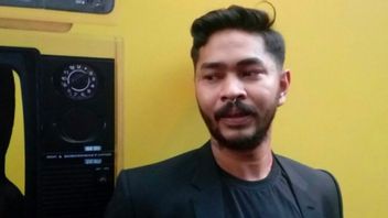 奥纳迪奥·莱昂纳多·阿库伊(Onadio Leonardo Akui)在因毒品案件被审查后悔
