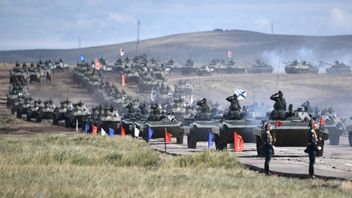 rénal, une grande exposition d'équipements de combat, la Chine intitule le défilé militaire d'octobre 2025