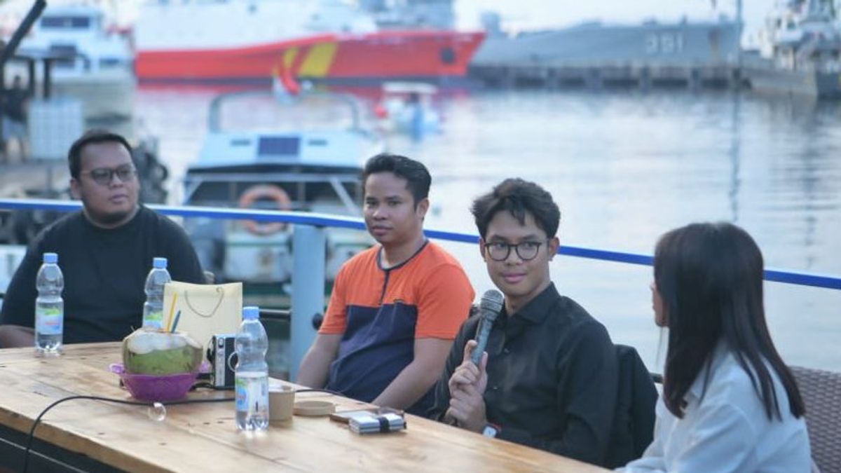 Alam Ganjar Tampung Aspirasi Relawan di Makassar soal Akses Dana Riset