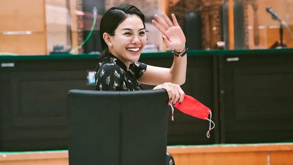 Laura Sudah Minta Maaf, Nikita Mirzani Menanti dengan Sabar Anaknya Sadar