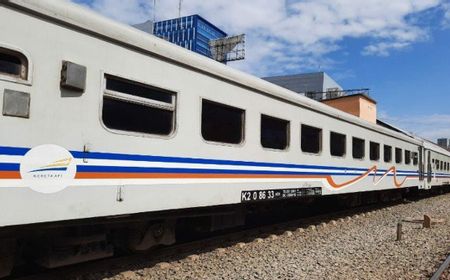 Hari Ini, 5.747 Penumpang Kereta Api Berangkat dari Stasiun Pasar Senen dan Gambir