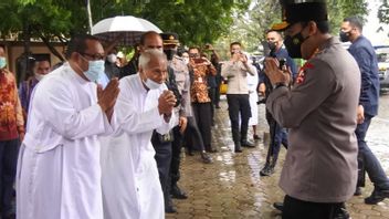 检查安全与多用途安索尔线， 国家警察总长 Listyo 保证安全复活节庆祝活动在东努沙滕加拉