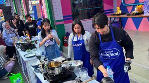 Duel Masak Dadakan di Jakarta Fair, Chef Alden dan Komunitas Kuliner Unjuk Gigi Mengolah Ayam