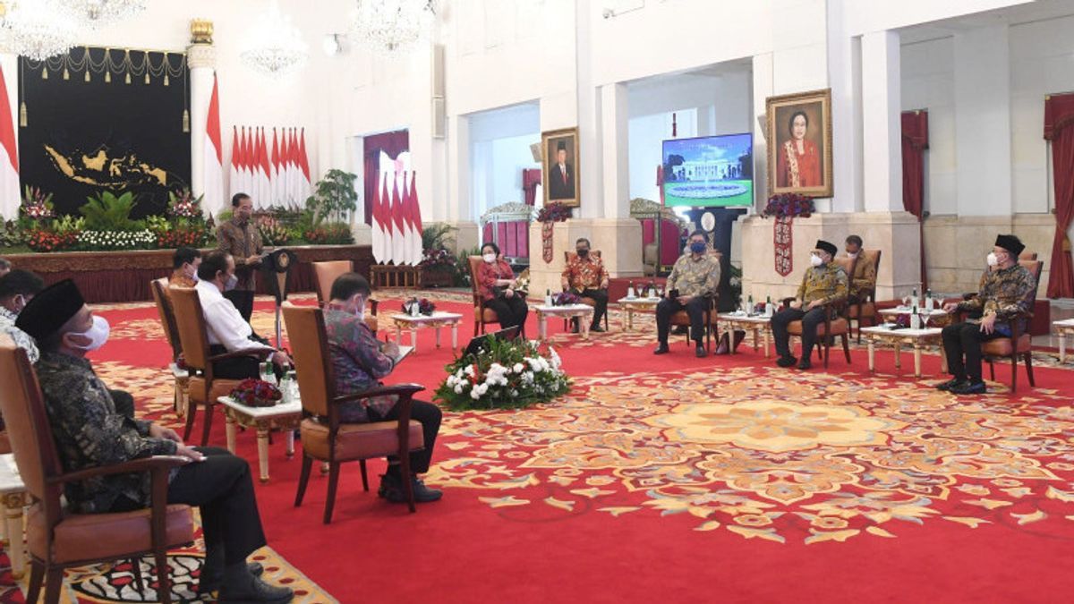 الإجابة دبلوماسيا التموين من الوزراء في مجلس الوزراء الإندونيسي المتقدم، PAN: امتياز جوكوي