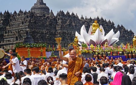 InJourney Ajak Masyarakat Meriahkan Puncak Waisak 2024 di Candi Borobudur