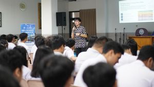 Bicara Udara Dorong Pendidikan Lingkungan untuk Atasi Polusidi Jabodetabek melalui Program Biru School Alliance