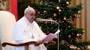 Pope Francis Again Calls Airstrikes In Israel's Cruelty Gaza