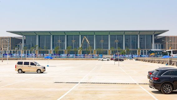 Age Renovated, Asia's Largest Railway Station Beijing Fentai Built In 1895 Re-opens