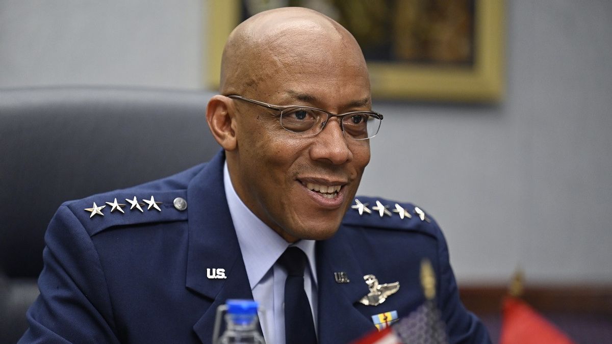 زار القائد العسكري الأمريكي أفريقيا بعد أن "طردت" قواته من نيجر