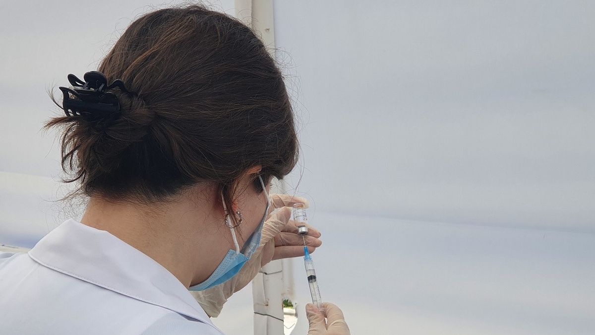 德国向中国发送BioNTech接受首个外国COVID-19疫苗