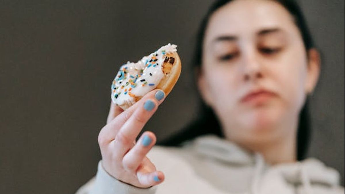 डाइट करते समय मीठे खाद्य पदार्थों का उपभोग करने के लिए आदर्श समय