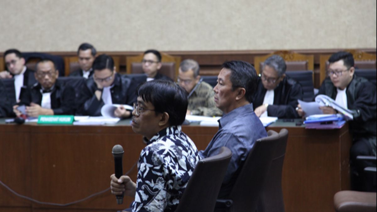 محاكمة مستمرة من أمراء ساتار، شاهد: شراء وبيع الشقق في سنغافورة أمر طبيعي ومعقول