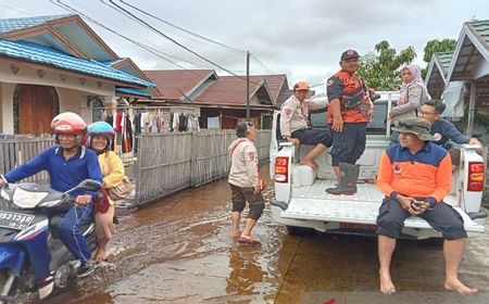 199 Warga di Palangka Raya Terdampak Banjir Luapan Sungai Kahayan, Akses Transportasi Gunakan Klotok