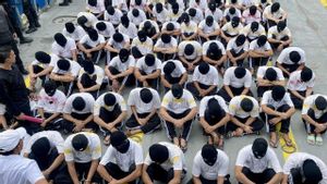 Rise Of Drugs And Illegal Cellphones, 100 Prisoners Moved To Nusakambangan