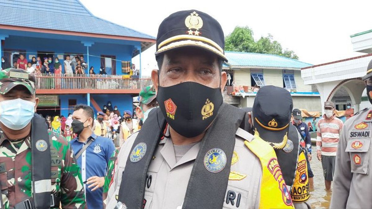 South Kalimantan Police Chief Orders Police Officers To Be Prepared For Floods