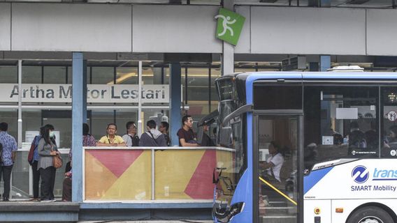 Ada Demo Tolak RUU Kesehatan di Patung Kuda, Rute Transjakarta Dialihkan