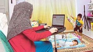 Malaysia Berlakukan WFH Mulai 15 April, Antisipasi Dampak Krisis Energi