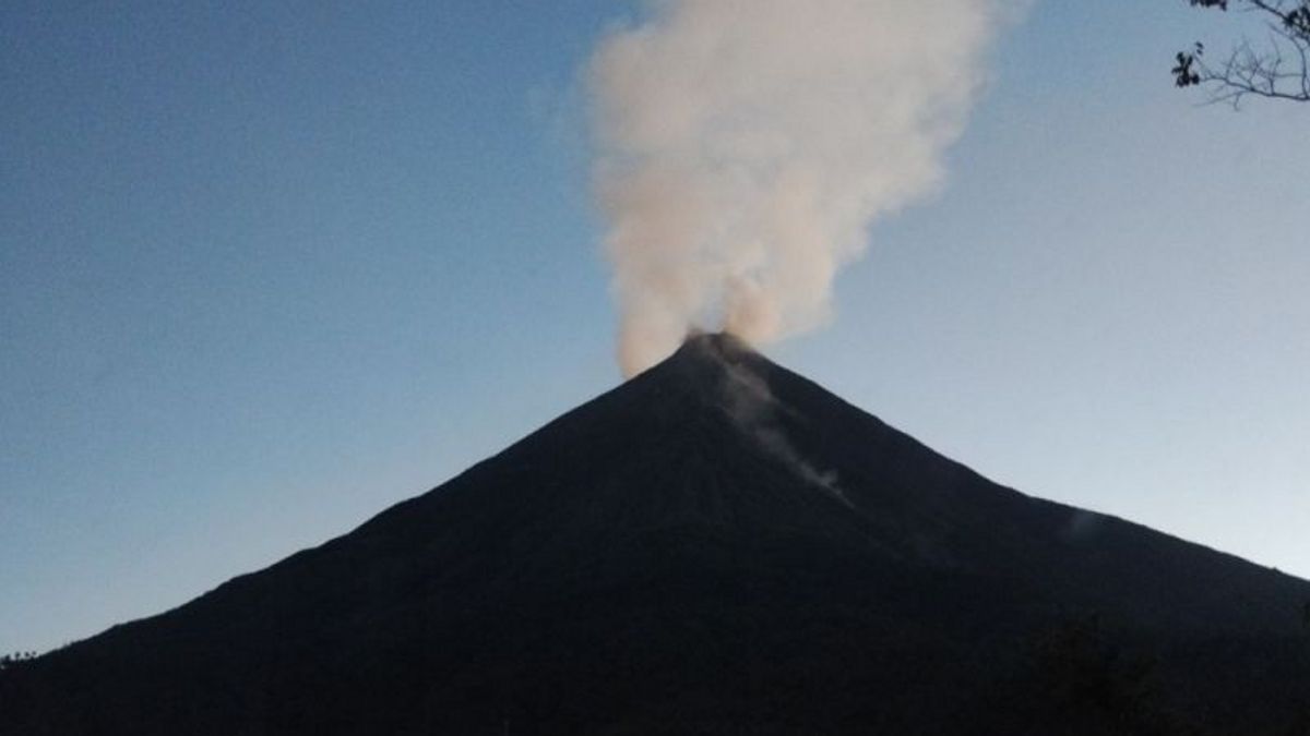 Volcanic Activity Of Mount Karangetang Is Still High, Bebali Sitaro Refugees Have Not Been Allowed To Go Home